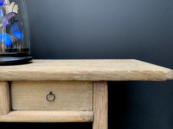 Elmhouten sidetable