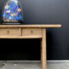 Elmhouten sidetable