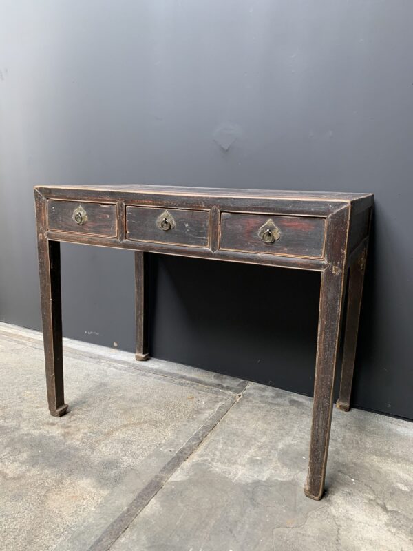 Antiek bureau / tafeltje met 3 lades