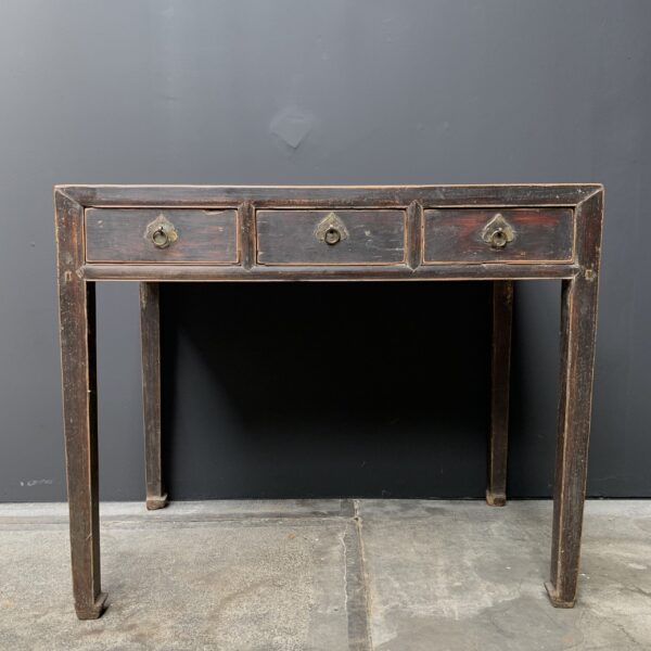 Antiek bureau / tafeltje met 3 lades