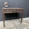 Antiek bureau / tafeltje met 3 lades