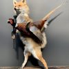 Unieke opgezette jagende vos met fazant