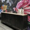 Antiek dressoir met fraaie zwarte patina