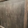 Antiek dressoir met zwarte patina