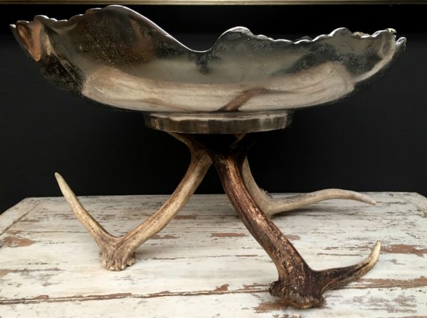 High grade bowl made of deer antlers