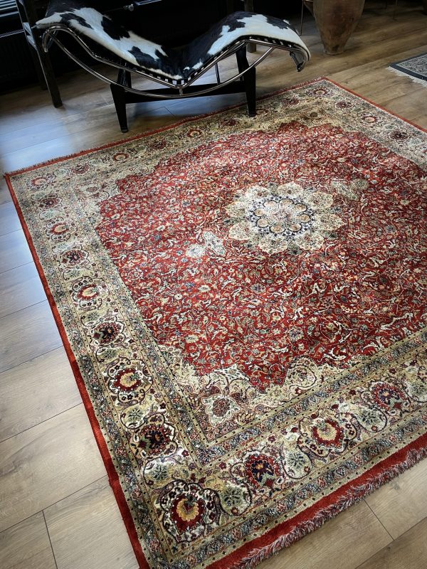 Handgeknoopt wollen Perzisch tapijt