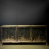 Groot antiek dressoir met fraaie zwarte patina