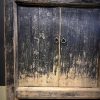 Groot antiek dressoir met fraaie zwarte patina