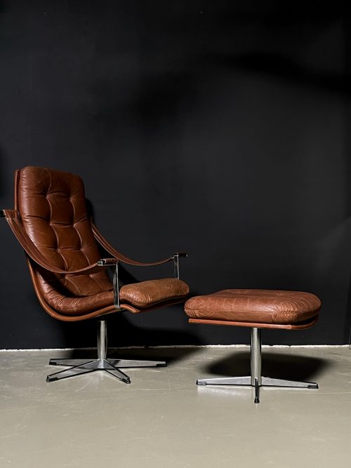 Swivel chair met voetbank