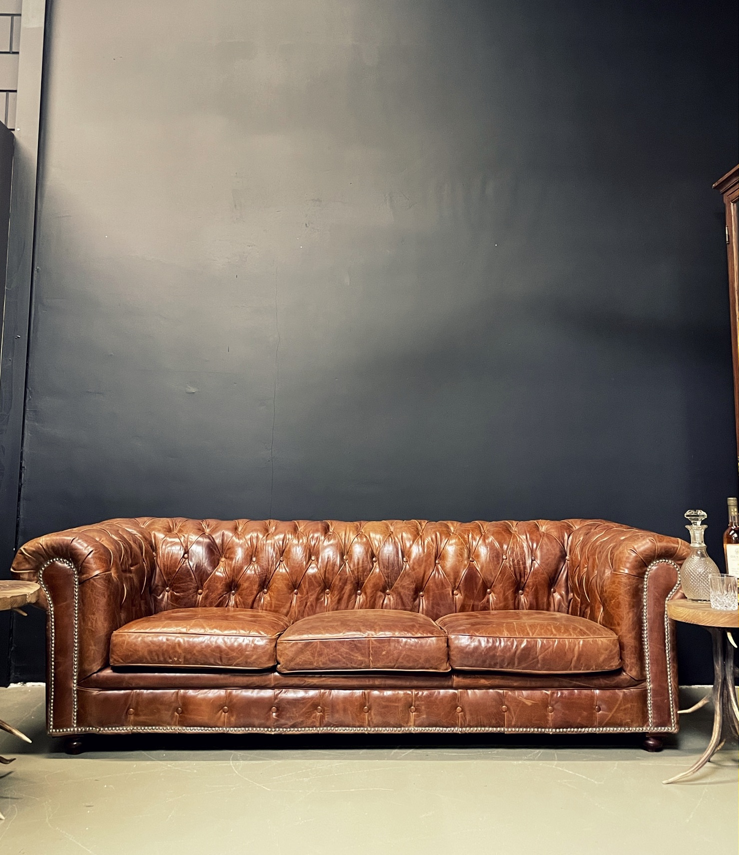 Vintage Leder Chesterfield Sofa BEAST Interiors