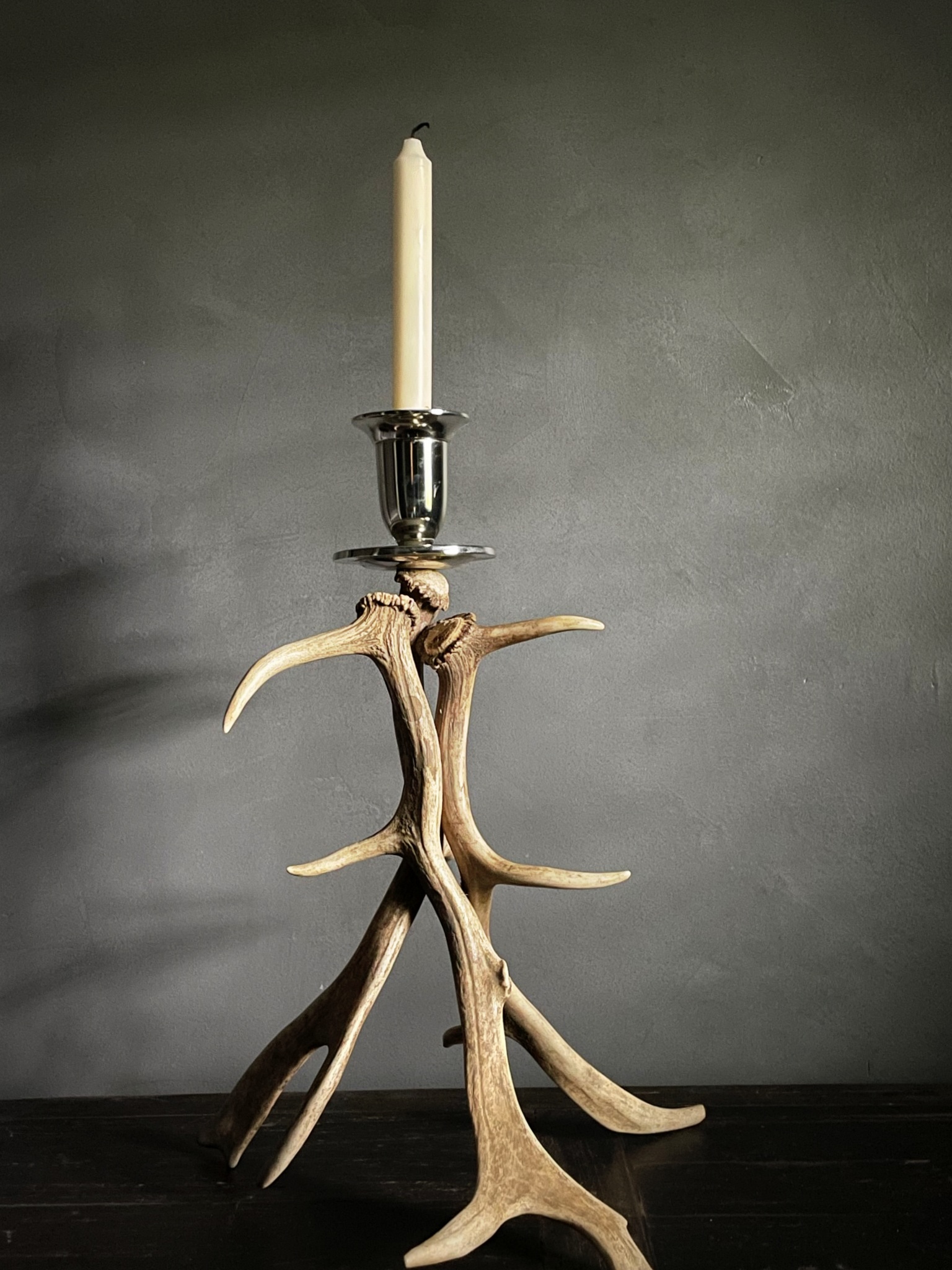 Fallow deer antler candlesticks S BEAST Interiors