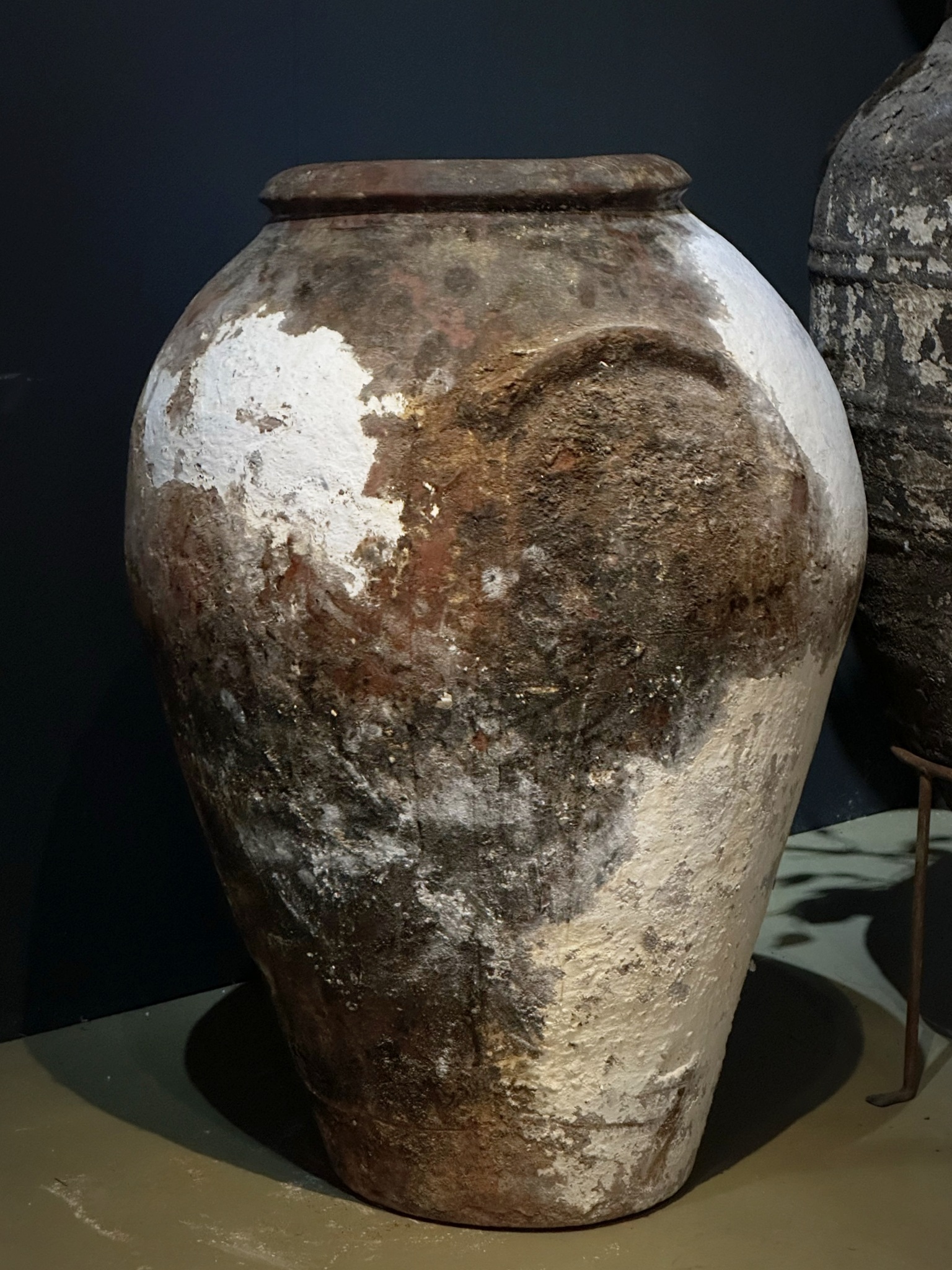 Antieke terracotta olijf pot XL
