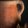 Antieke oker rode terracotta kruik