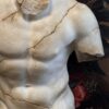 Beeld De Gladiator, marmeren replica. Beeld De Gladiator, marmeren replica.