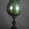 Ei van geëmailleerd glas - op voet Ei van geëmailleerd glas - op voet