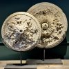 Plafondornament met bloemen Plafondornament met bloemen
