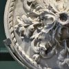 Plafondornament met bloemen Plafondornament met bloemen