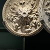Plafondornament met bloemen Plafondornament met bloemen