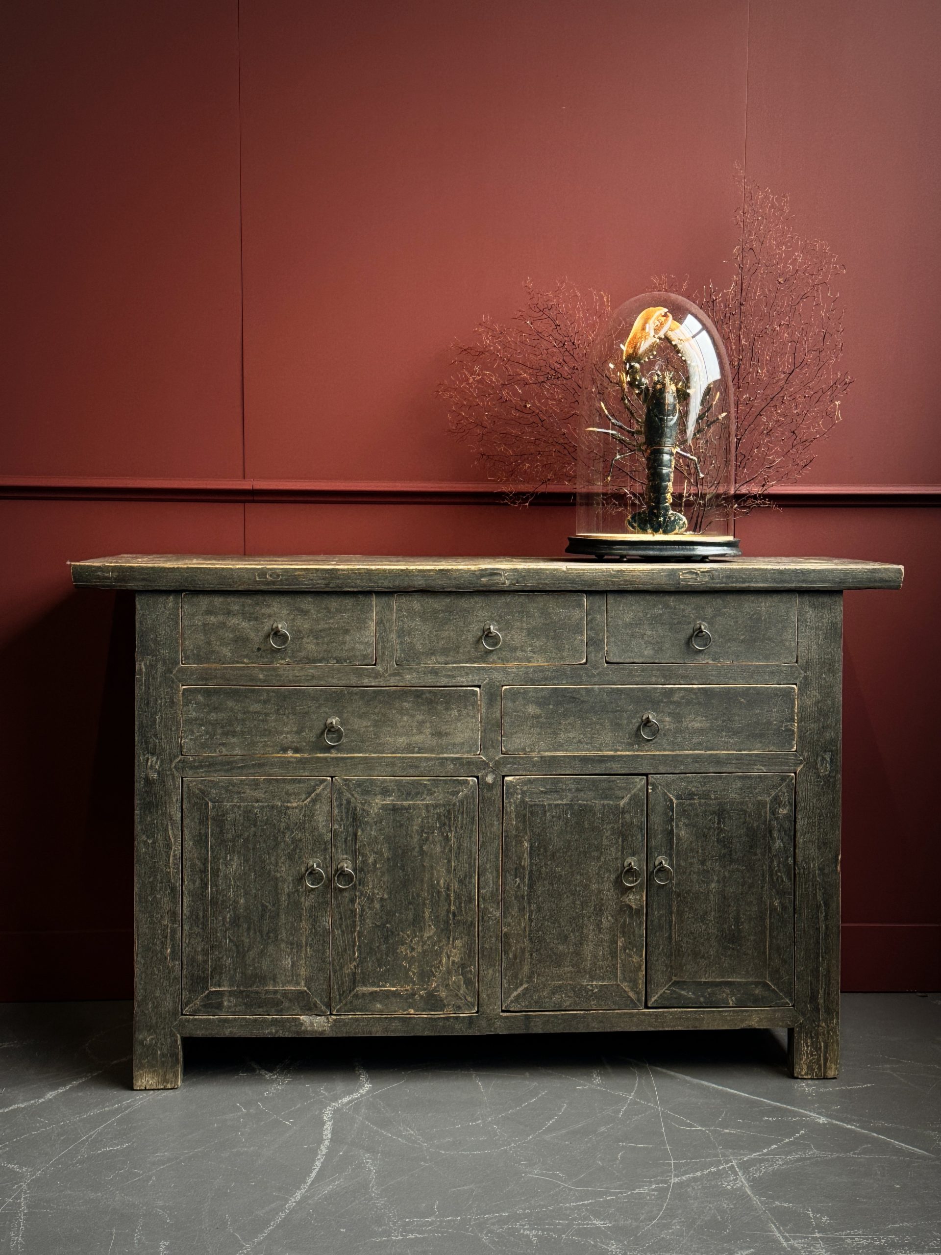 Antiek dressoir