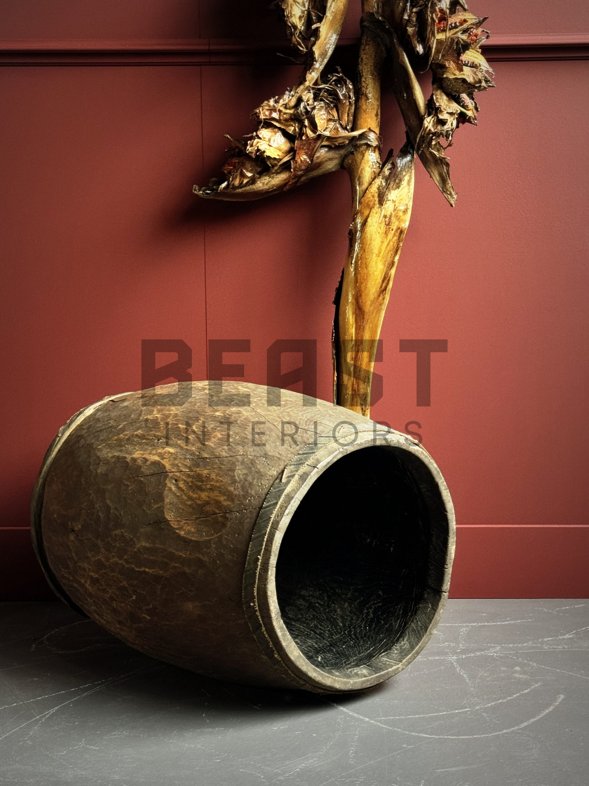Antieke Afrikaanse houten boomstam pot