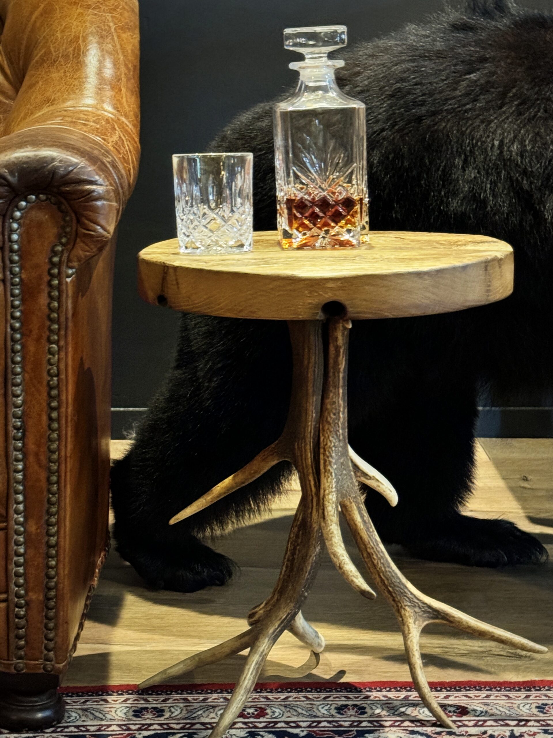 Kleiner Geweihtisch
