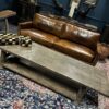 Zware antieke salontafel
