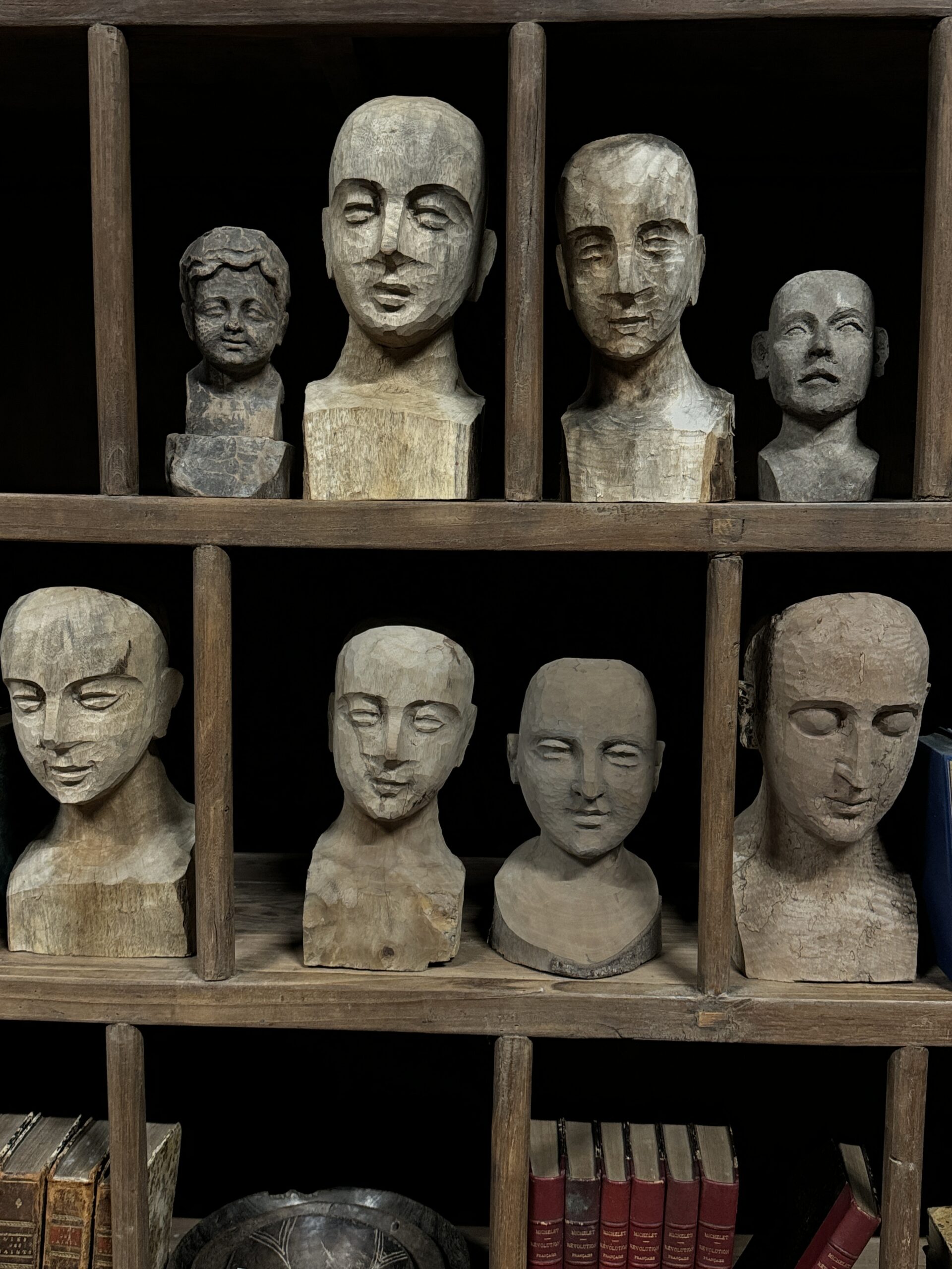 Vintage houten hoofden.