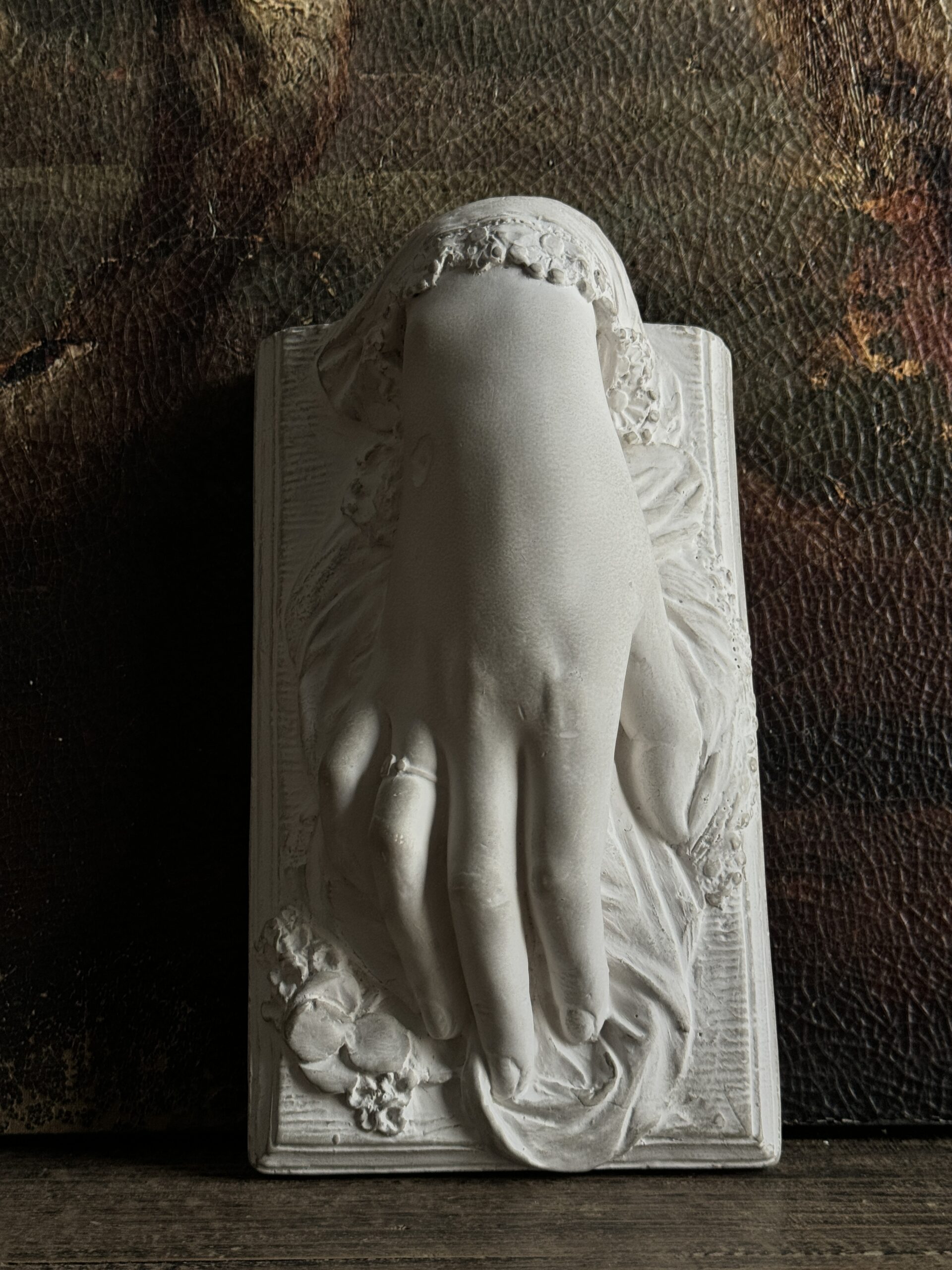 Beast Hand Pinterest Vrouwen hand - BEAST Interiors