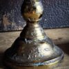 Gouden eieren op sokkel