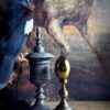 Gouden eieren op sokkel Gouden eieren op sokkel