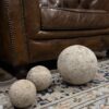 Zandstenen bollen Zandstenen bollen