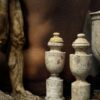 Zandstenen urn