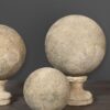 Zandstenen bollen Zandstenen bollen
