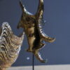 Alt bronze Muschel auf Marmorsockel Alt bronze Muschel auf Marmorsockel