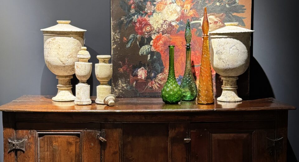 Antiek Spaans dressoir – begin 18e eeuw