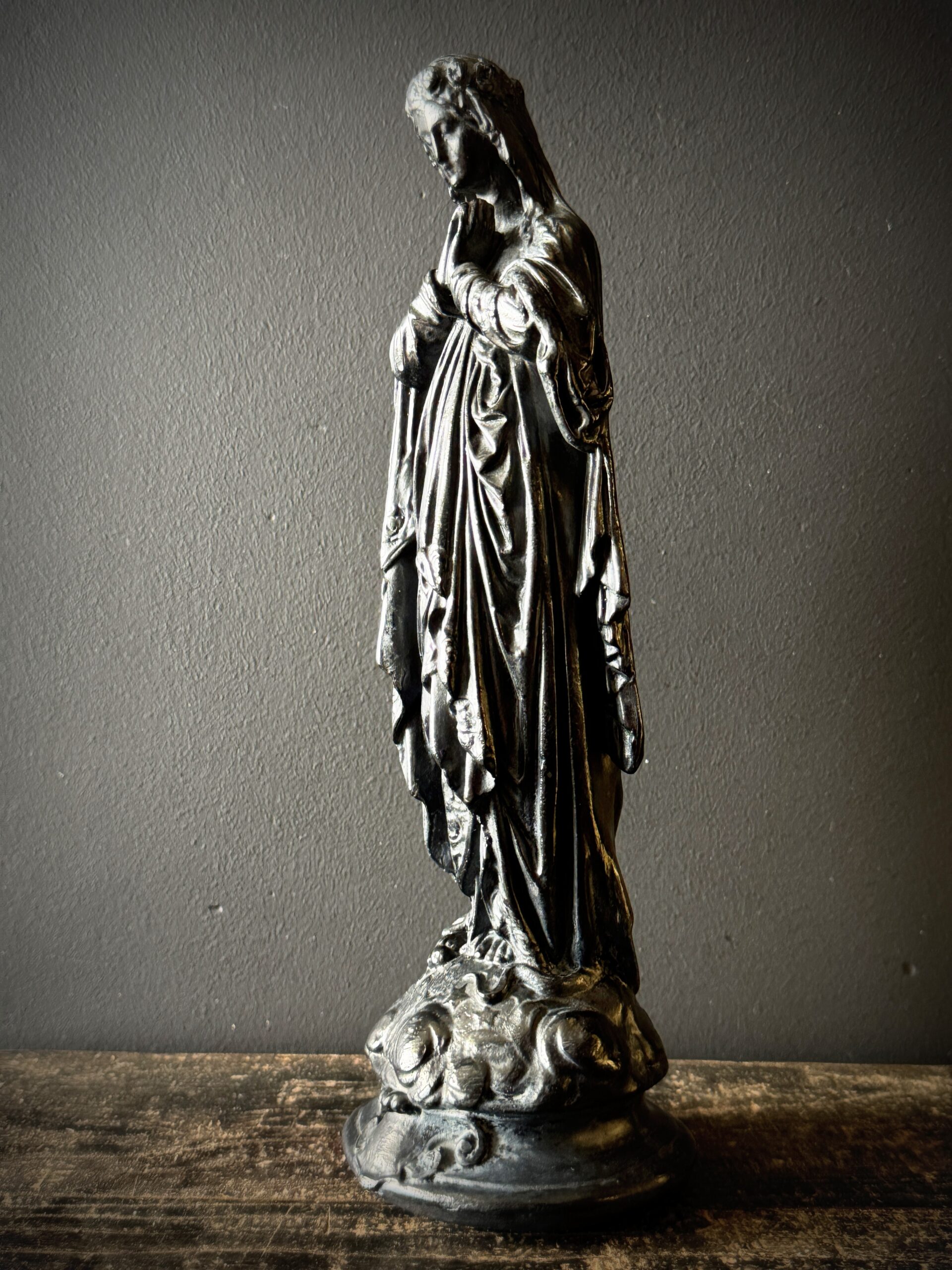 Heiligbeeld Madonna