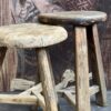 Oud houten krukje Oud houten krukje