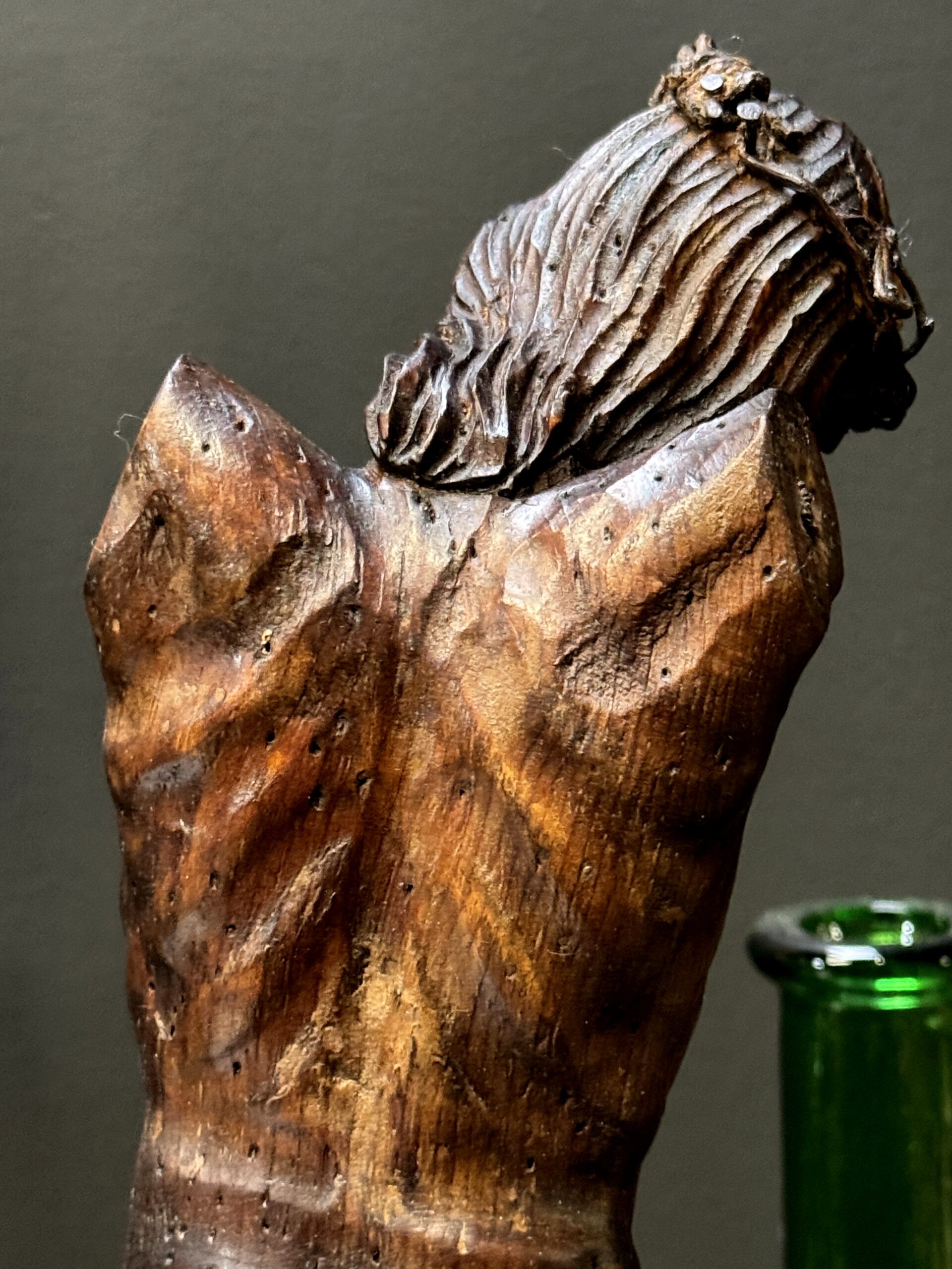 Antiq19e-eeuws handgesneden houten Corpus Christi Antiq19e-eeuws handgesneden houten Corpus Christi