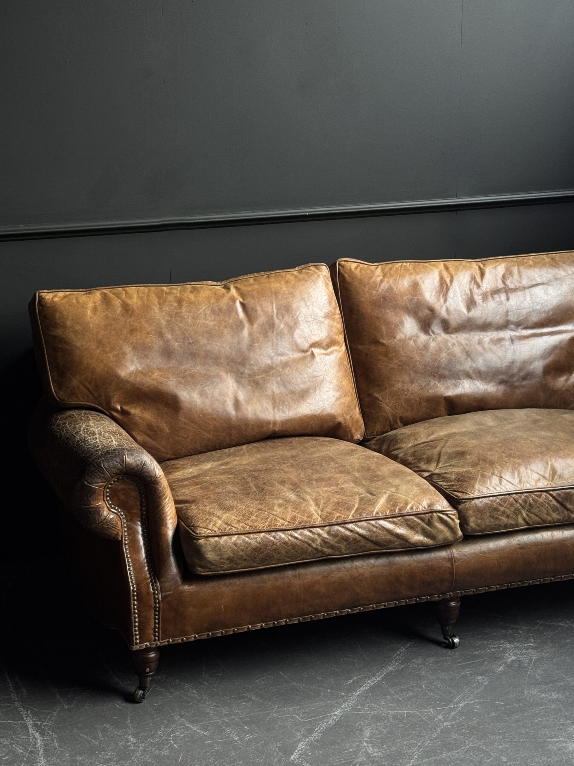 Vintage lederen bank Vintage lederen bank