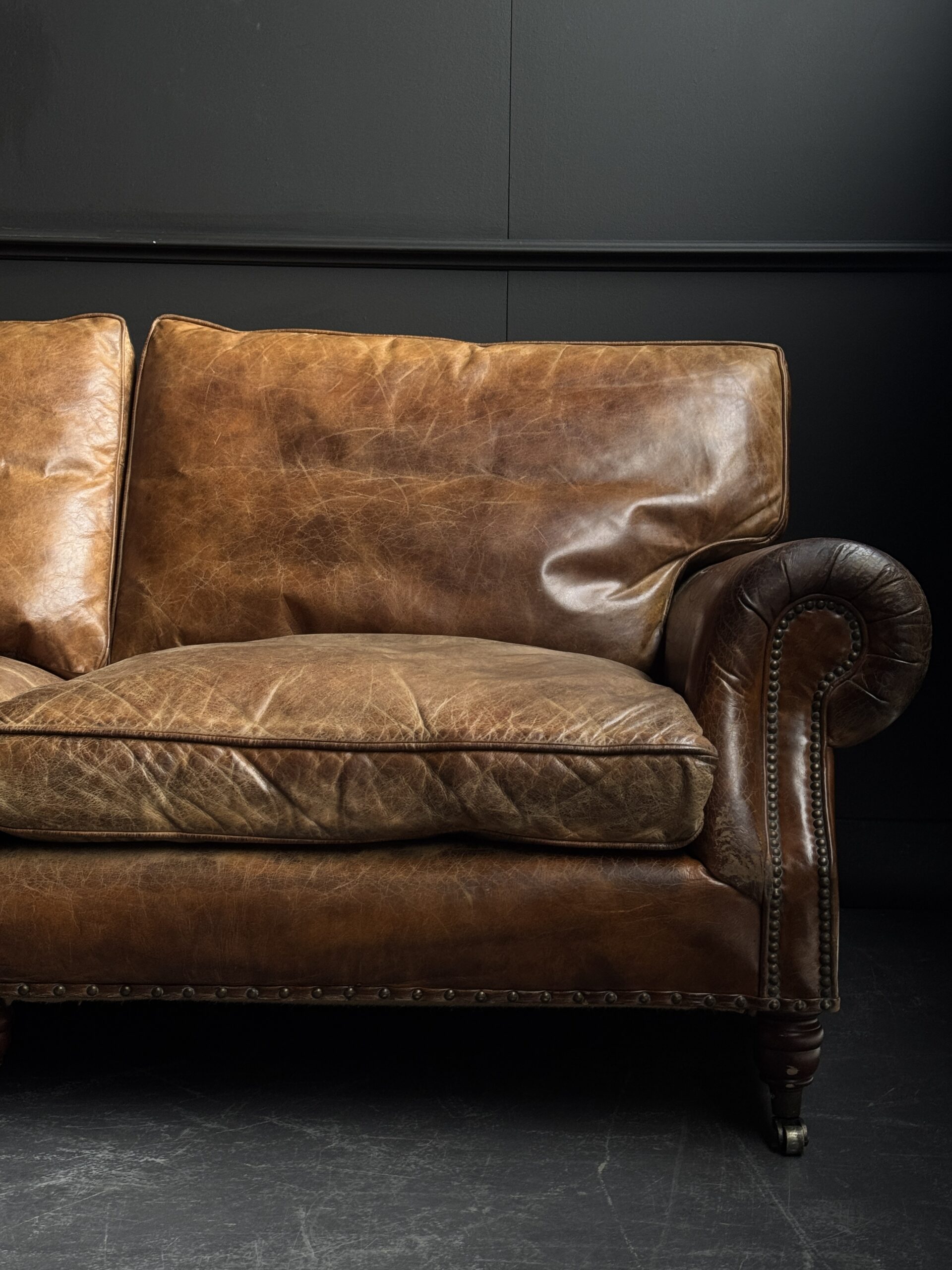 Vintage lederen bank Vintage lederen bank