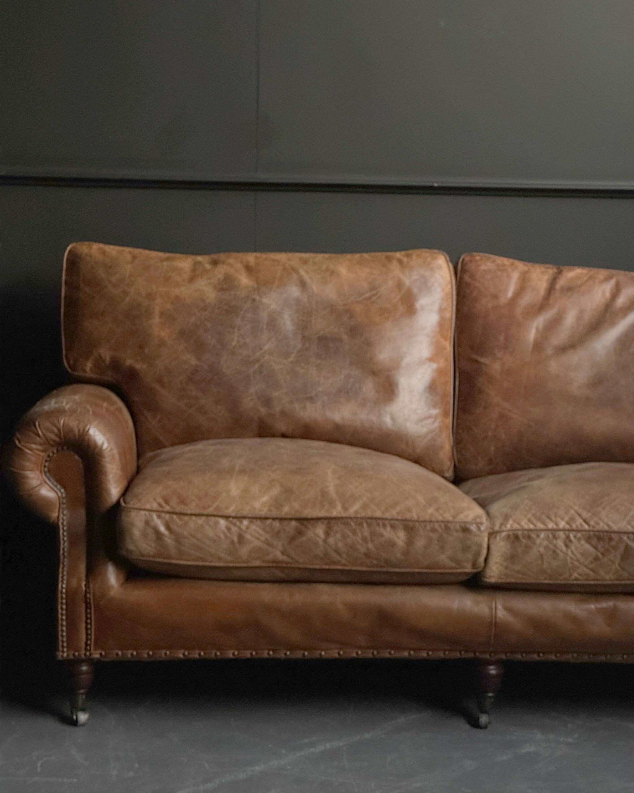 Vintage lederen bank Vintage lederen bank