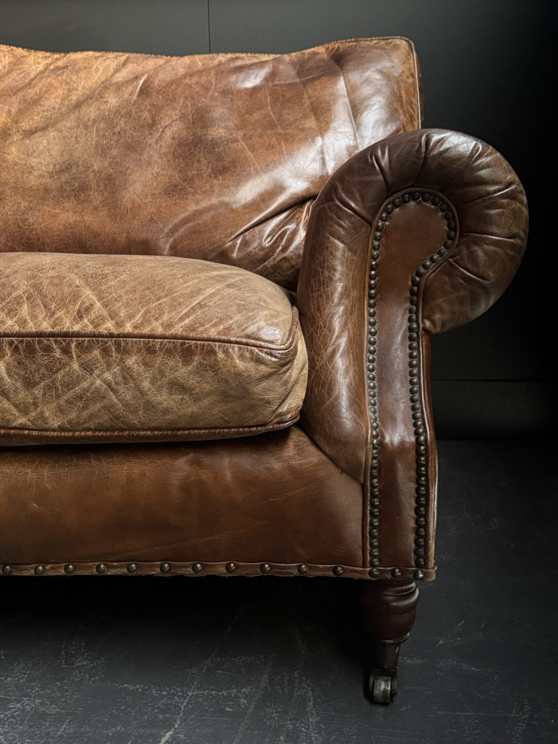Vintage lederen bank Vintage lederen bank