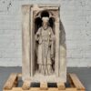 19e eeuws kalkstenen beeld 19e eeuws kalkstenen beeld