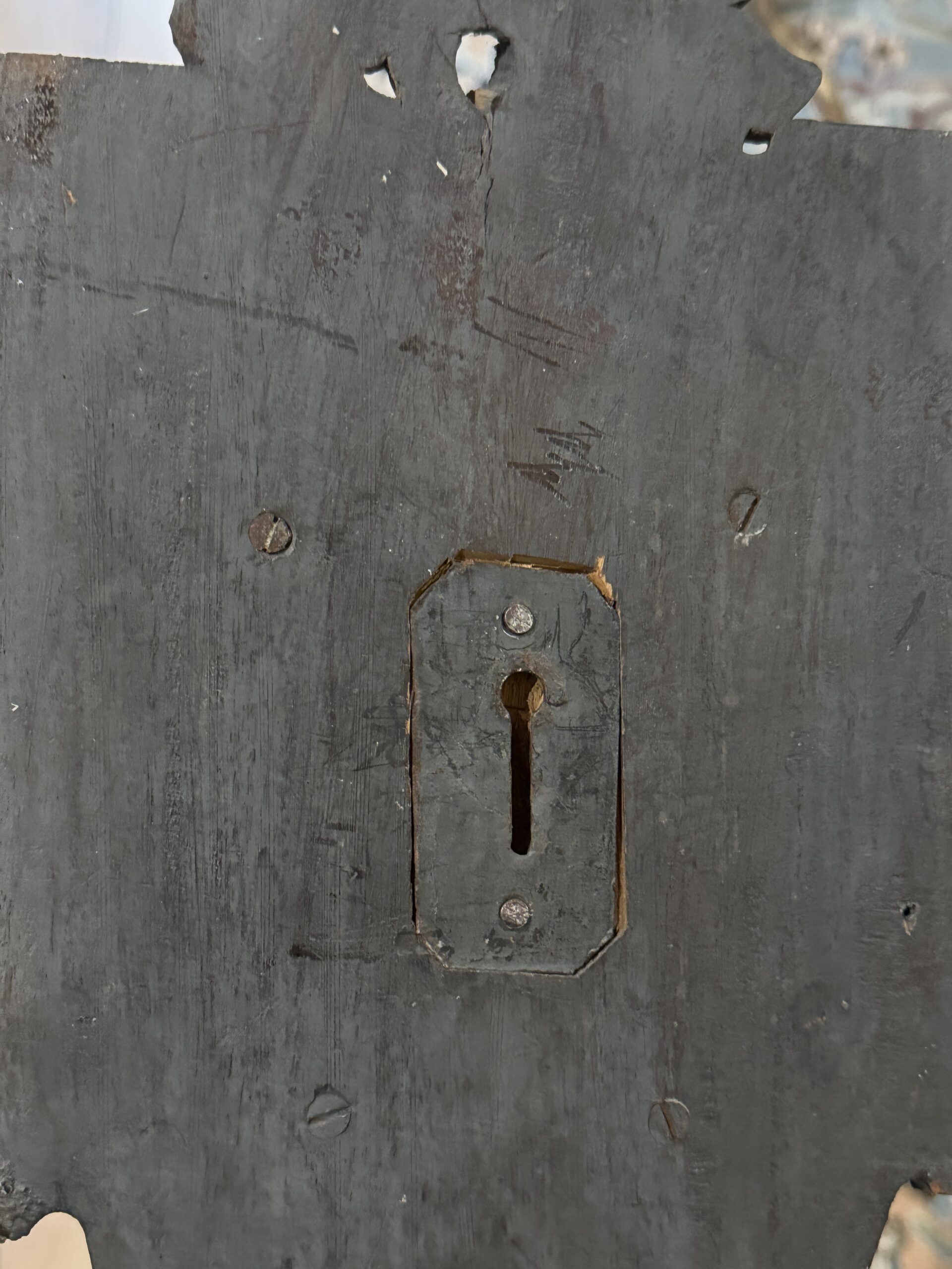 Set van 2 antieke houten olifantenkoppen Set van 2 antieke houten olifantenkoppen