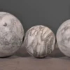 Set van 3 grijs marmeren bollen Set van 3 grijs marmeren bollen