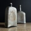 Set van 2 antieke decoratieve flessen