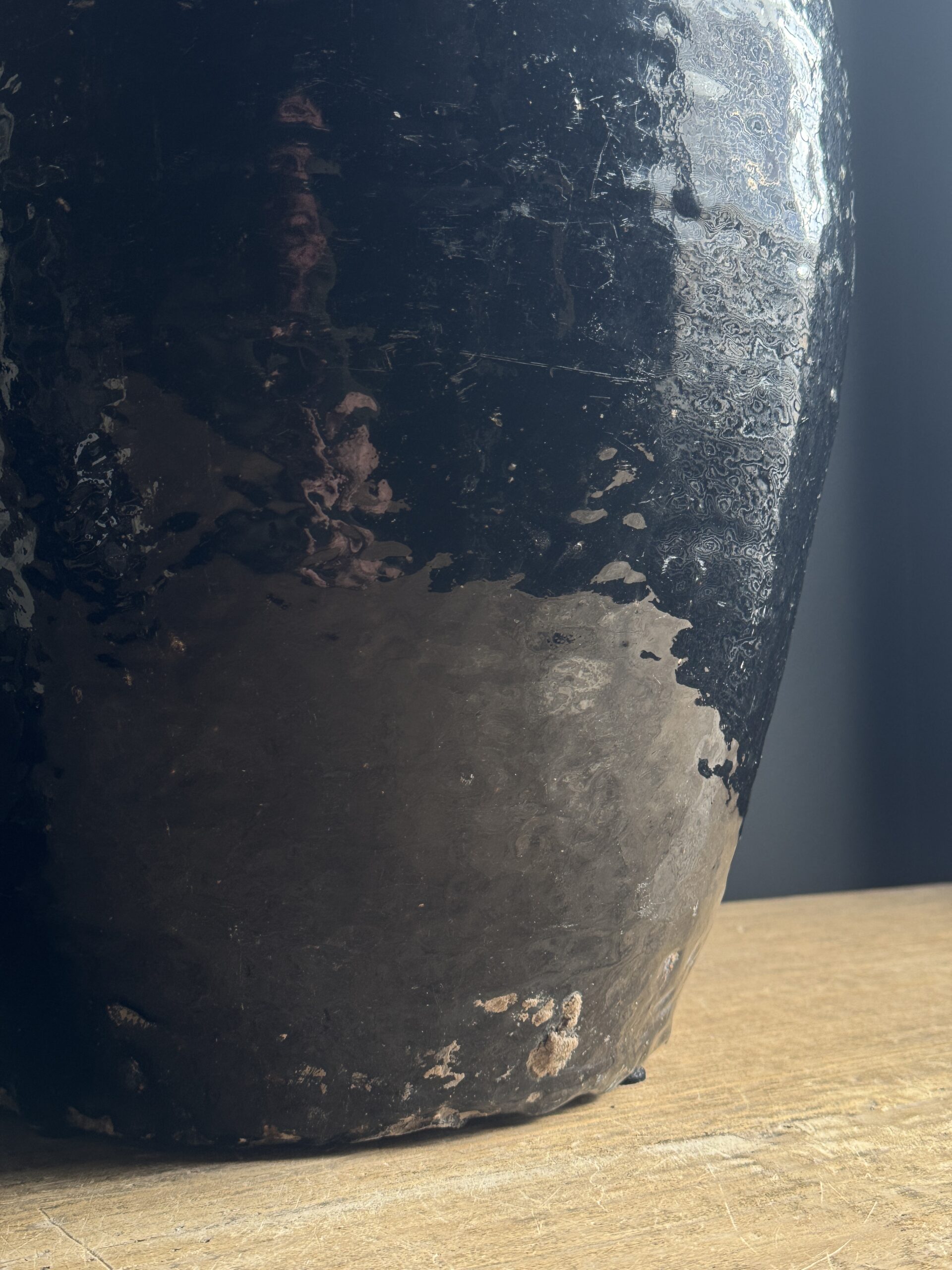 Zwart geglazuurde potlampen Zwart geglazuurde potlampen