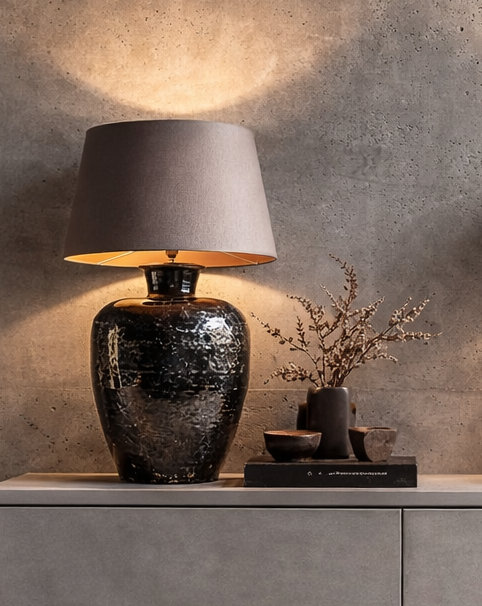 Zwart geglazuurde potlampen Zwart geglazuurde potlampen