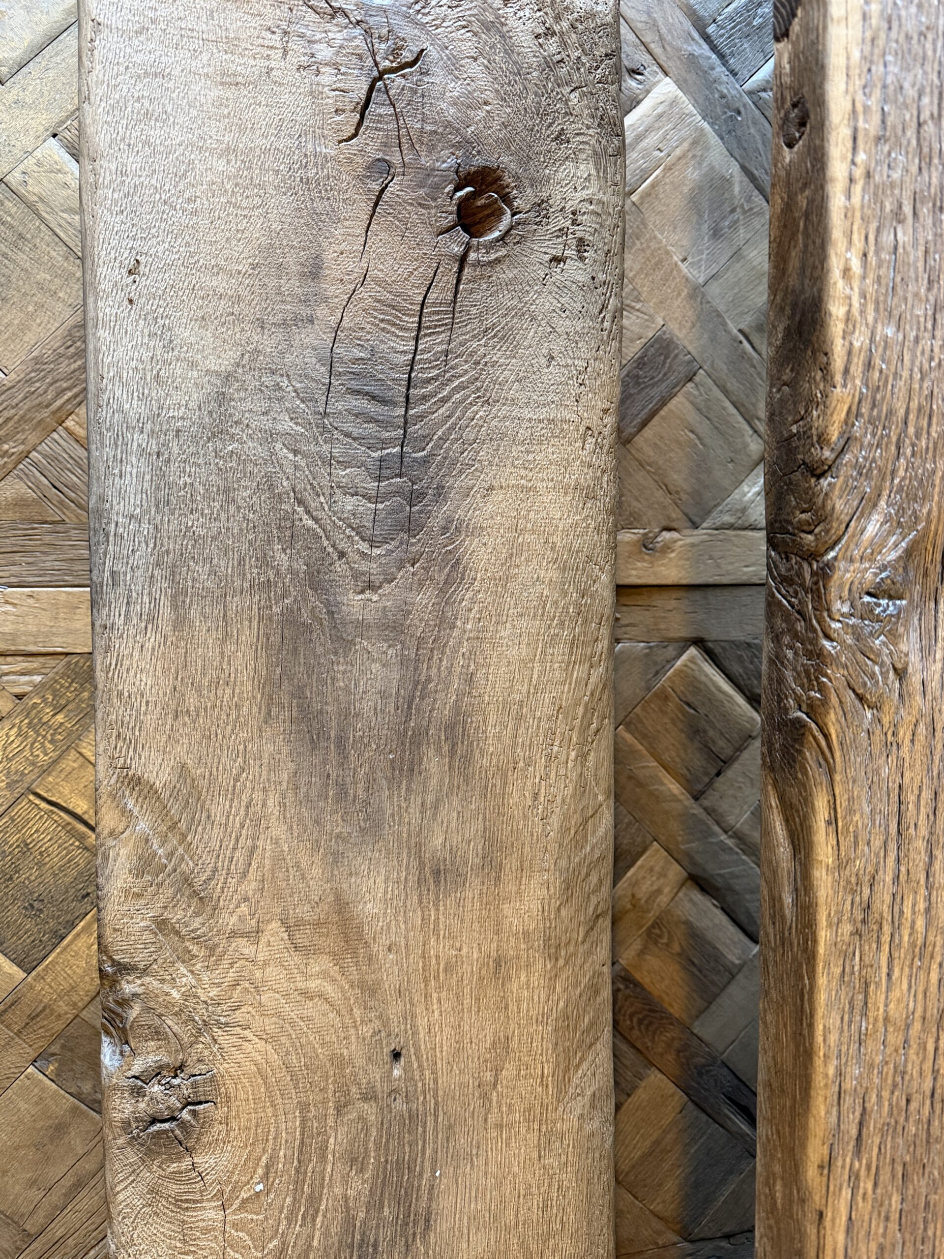 Oud eiken sidetable Oud eiken sidetable