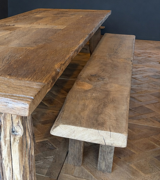 Oud eiken sidetable Oud eiken sidetable